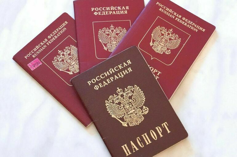 The applications of foreigners for work permits will be suspended until the end of the amnesty period
